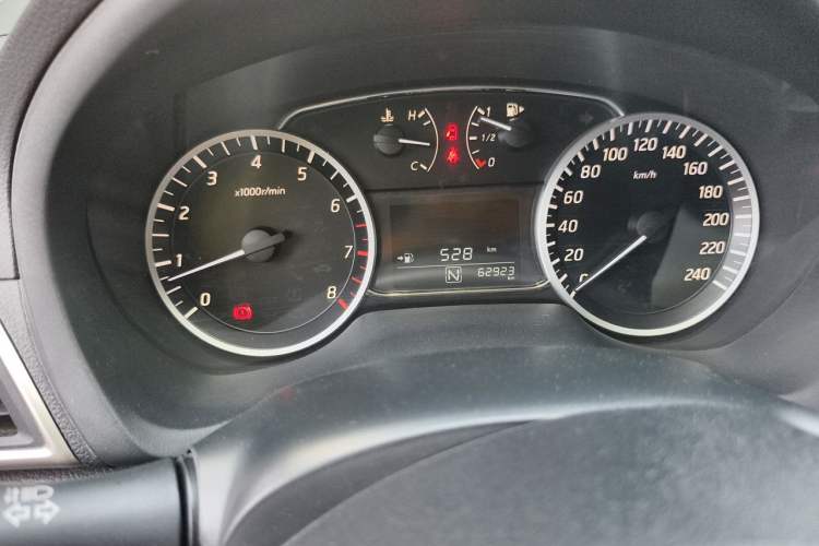 Used Nissan Sylphy 2022 Classic 1.6XE CVT Comfort Edition Odometer Close Up