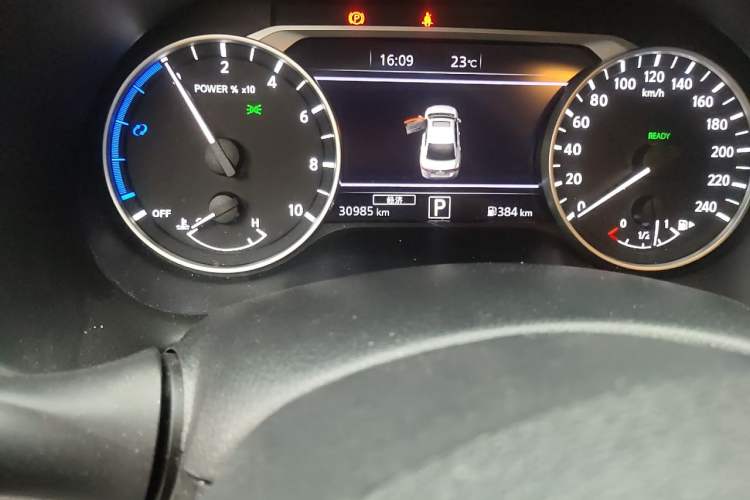 Used Nissan Sylphy 2022 e-POWER MAX with Advanced Electric Drive Autopilot Odometer Close Up