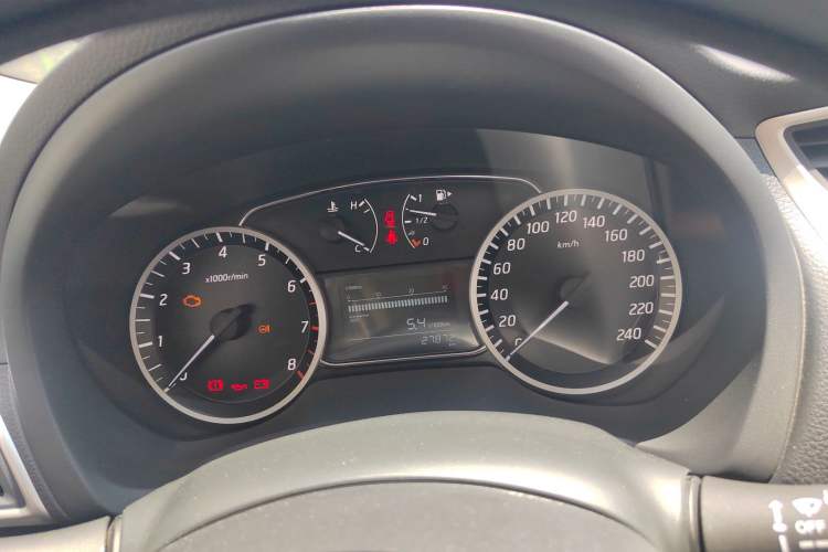 Used Nissan Sylphy 2022 Classic 1.6XE Manual Comfort Edition Odometer Close Up