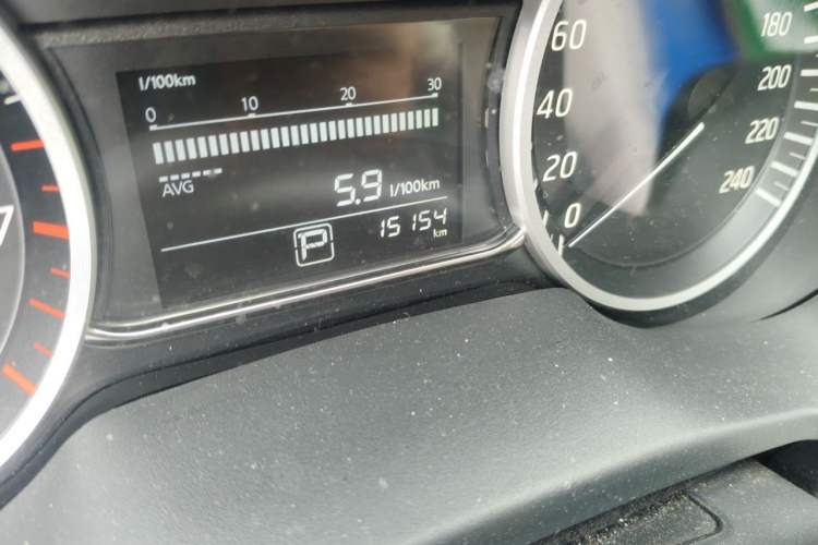 Used Nissan Sylphy 2022 Classic 1.6XE CVT Comfort Edition Odometer Close Up