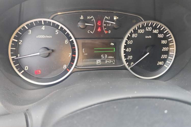 Used Nissan Sylphy 2022 Classic 1.6XL CVT Luxury Edition Odometer Close Up