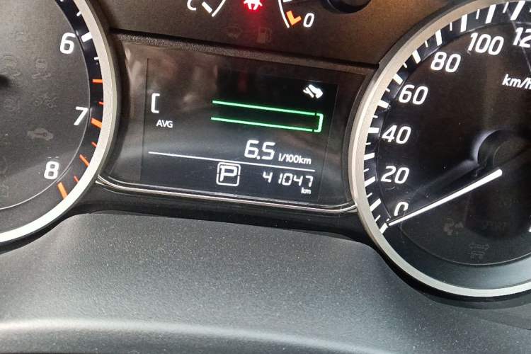 Used Nissan Sylphy 2022 Classic 1.6XL CVT Luxury Edition Odometer Close Up