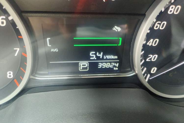 Used Nissan Sylphy 2022 Classic 1.6XL CVT Luxury Edition Odometer Close Up