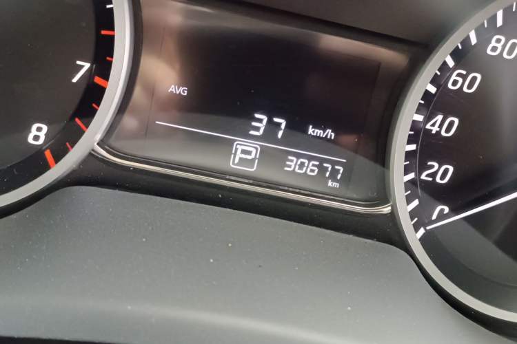 Used Nissan Sylphy 2022 Classic 1.6XE CVT Comfort Edition Odometer Close Up
