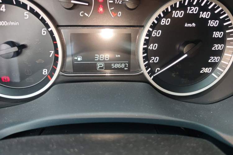 Used Nissan Sylphy 2022 Classic 1.6XL CVT Luxury Edition Odometer Close Up