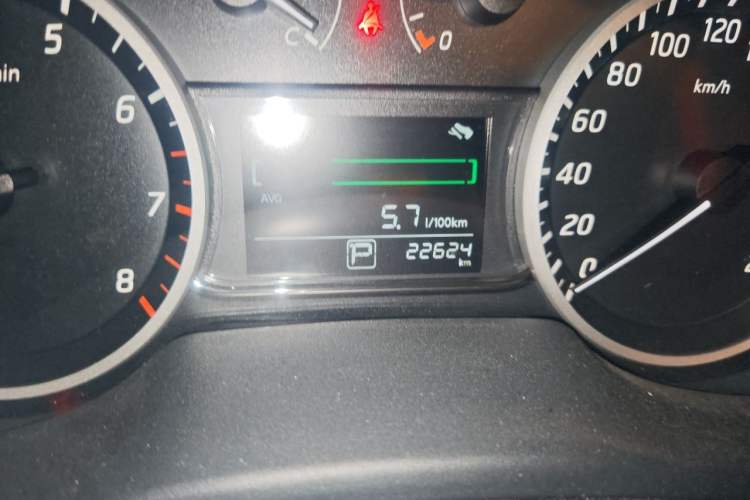 Used Nissan Sylphy 2022 Classic 1.6XE CVT Comfort Edition Odometer Close Up