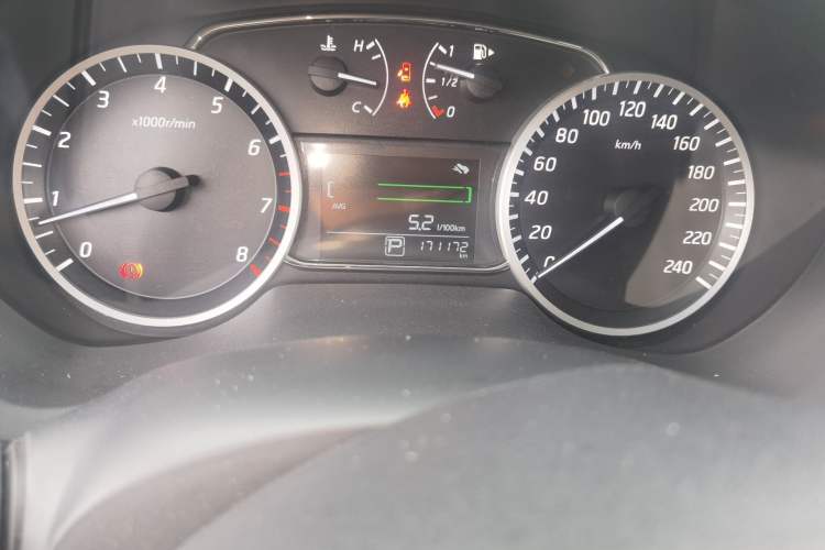 Used Nissan Sylphy 2022 Revised Version Classic 1.6XL CVT Luxury Edition Odometer Close Up