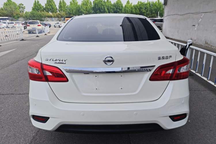 Used Nissan Sylphy 2022 Classic 1.6XL CVT Luxury Edition Rear