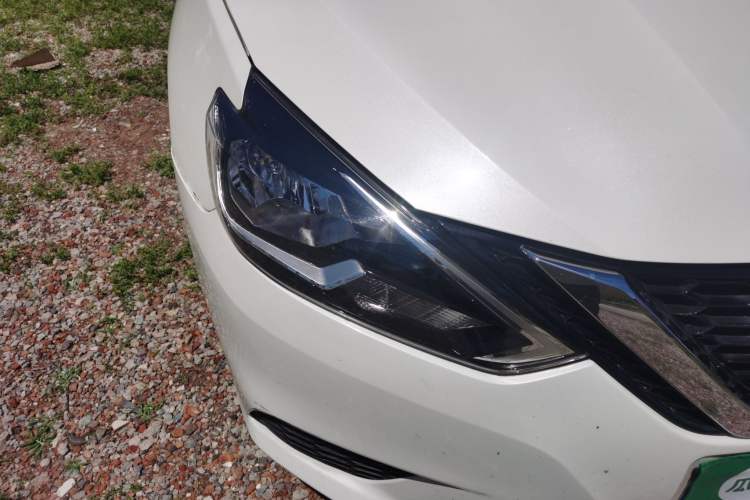 Used Nissan Sylphy 2022 Classic 1.6XE CVT Comfort Edition Right Front Headlight