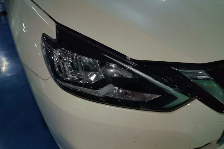 Used Nissan Sylphy 2022 Classic 1.6XL CVT Luxury Edition Right Front Headlight