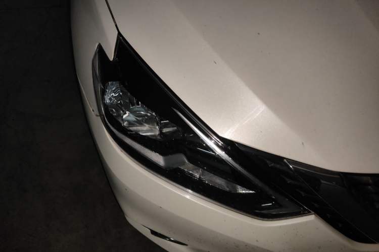 Used Nissan Sylphy 2022 Classic 1.6XL CVT Luxury Edition Right Front Headlight