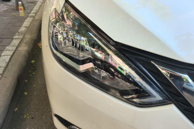 Used Nissan Sylphy 2022 Classic 1.6XL CVT Luxury Edition Right Front Headlight