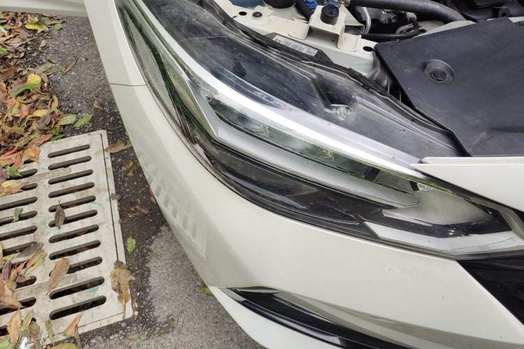 Used Nissan Sylphy 2022 1.6L XL CVT Enjoyment Edition Right Front Headlight