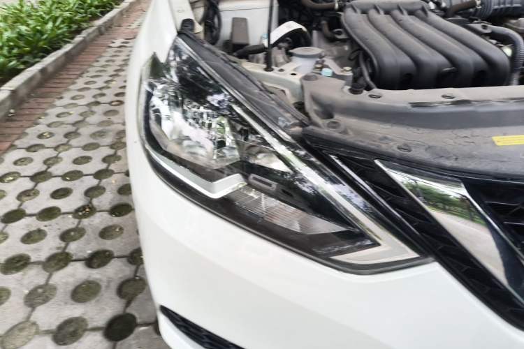 Used Nissan Sylphy 2022 Classic 1.6XE CVT Comfort Edition Right Front Headlight