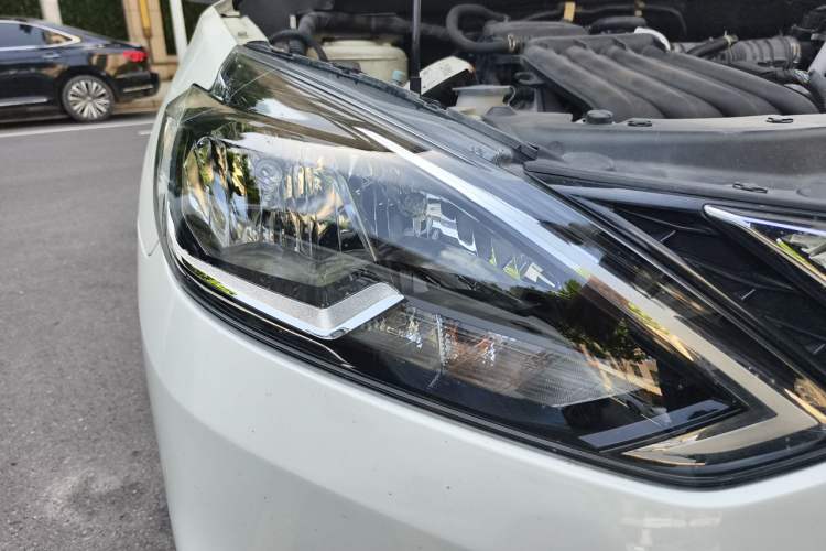Used Nissan Sylphy 2022 Classic 1.6XE CVT Comfort Edition Right Front Headlight