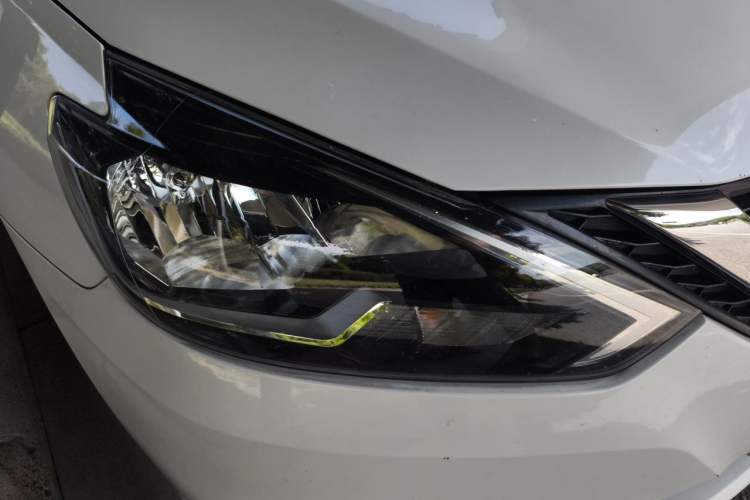Used Nissan Sylphy 2022 Classic 1.6XL CVT Luxury Edition Right Front Headlight