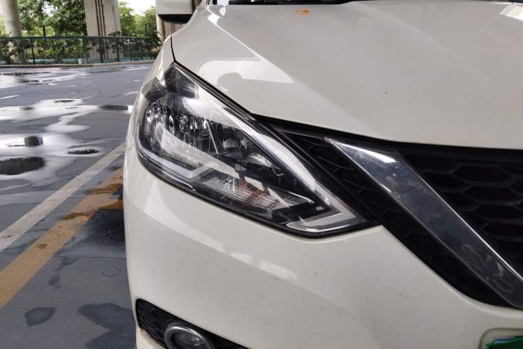 Used Nissan Sylphy 2022 Classic 1.6XL CVT Luxury Edition Right Front Headlight