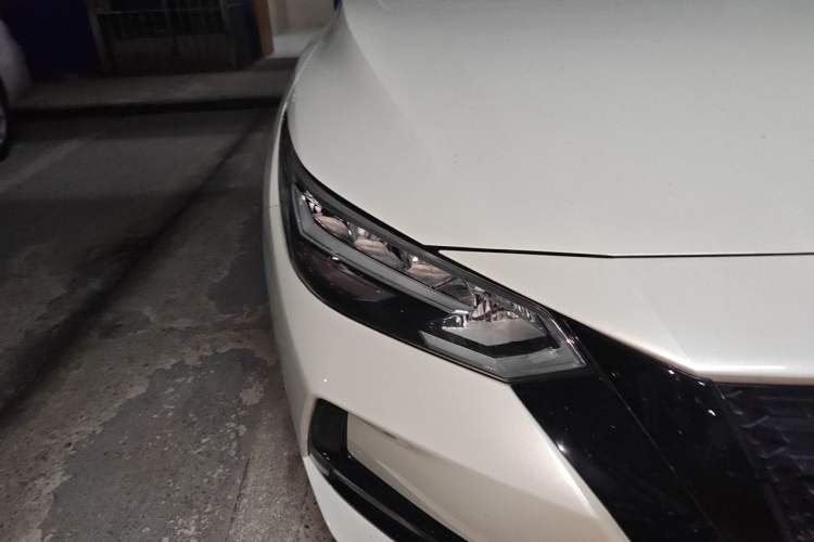 Used Nissan Sylphy 2022 1.6L XL CVT Enjoyment Edition Right Front Headlight