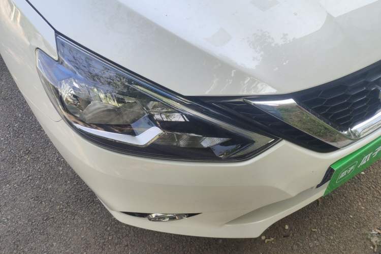 Used Nissan Sylphy 2022 Classic 1.6XL CVT Luxury Edition Right Front Headlight