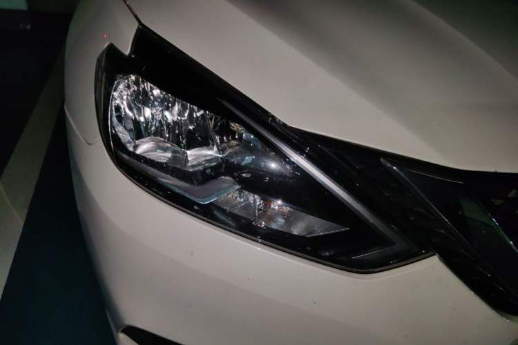 Used Nissan Sylphy 2022 Classic 1.6XL CVT Luxury Edition Right Front Headlight