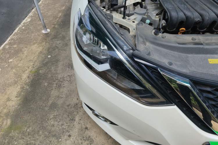 Used Nissan Sylphy 2022 Classic 1.6XL CVT Luxury Edition Right Front Headlight