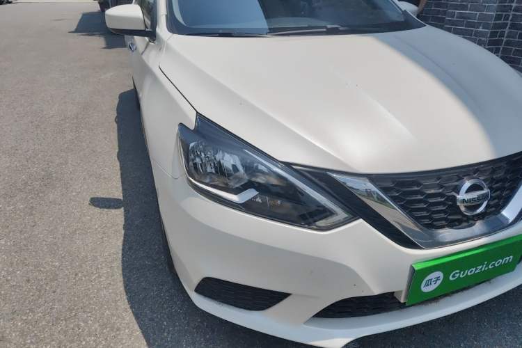 Used Nissan Sylphy 2022 Classic 1.6XE CVT Comfort Edition Right Front Headlight