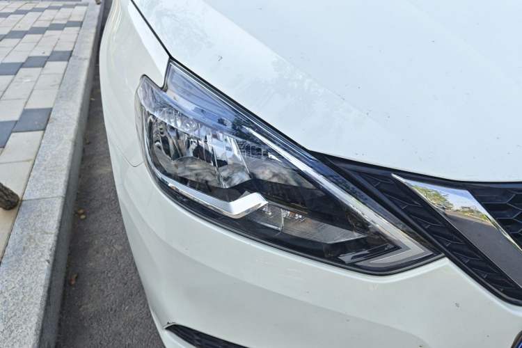 Used Nissan Sylphy 2022 Classic 1.6XE CVT Comfort Edition Right Front Headlight