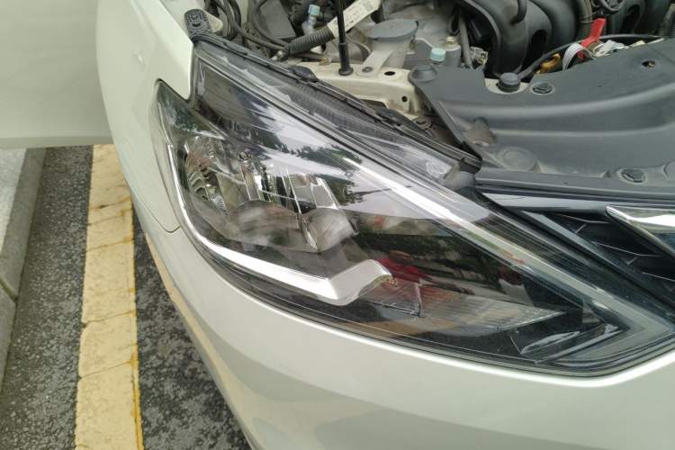 Used Nissan Sylphy 2022 Classic 1.6XE CVT Comfort Edition Right Front Headlight
