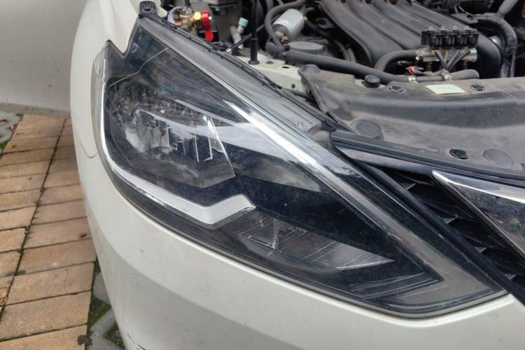Used Nissan Sylphy 2022 Classic 1.6XE CVT Comfort Edition Right Front Headlight