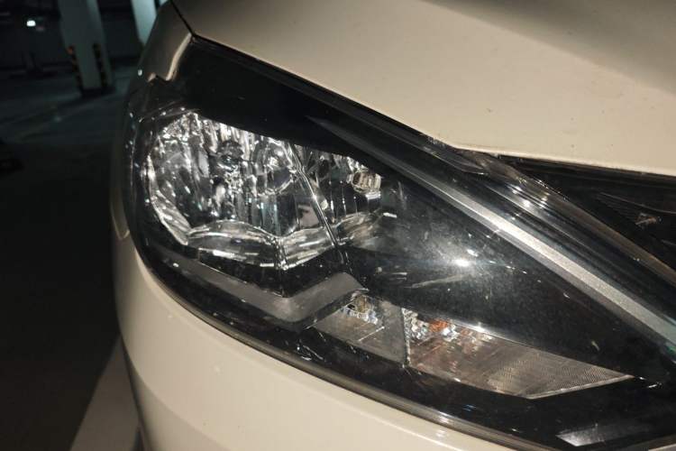 Used Nissan Sylphy 2022 Classic 1.6XE CVT Comfort Edition Right Front Headlight