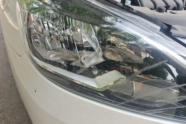 Used Nissan Sylphy 2022 Revised Version Classic 1.6XL CVT Luxury Edition Right Front Headlight