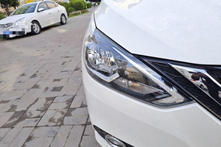 Used Nissan Sylphy 2022 Classic 1.6XL CVT Luxury Edition Right Front Headlight