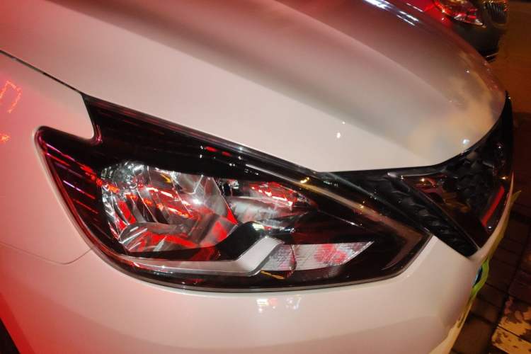 Used Nissan Sylphy 2022 Classic 1.6XL CVT Luxury Edition Right Front Headlight