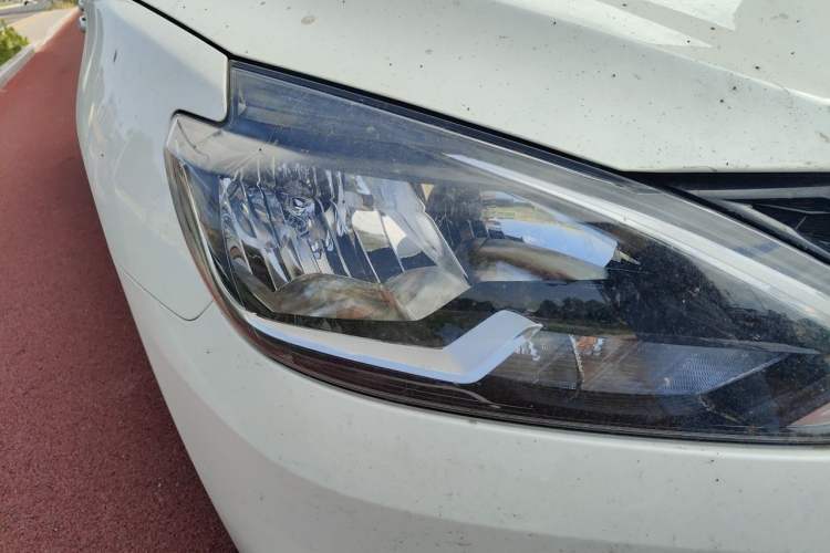 Used Nissan Sylphy 2022 Classic 1.6XE CVT Comfort Edition Right Front Headlight