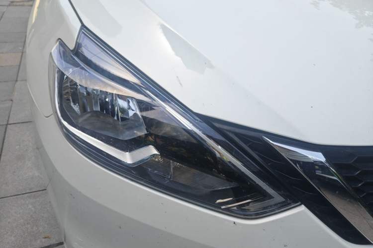 Used Nissan Sylphy 2022 Classic 1.6XL CVT Luxury Edition Right Front Headlight
