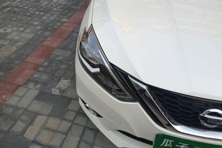 Used Nissan Sylphy 2022 Revised Version Classic 1.6XL CVT Luxury Edition Right Front Headlight