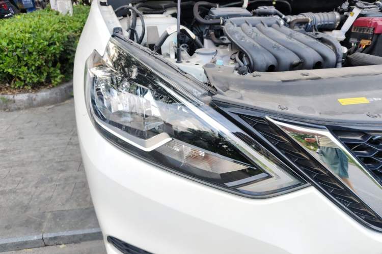 Used Nissan Sylphy 2022 Classic 1.6XE CVT Comfort Edition Right Front Headlight