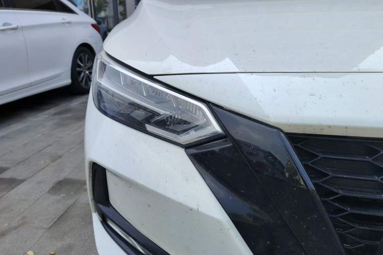 Used Nissan Sylphy 2022 1.6L XL CVT Enjoyment Edition Right Front Headlight