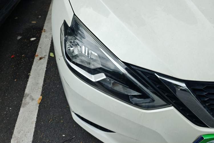 Used Nissan Sylphy 2022 Classic 1.6XE CVT Comfort Edition Right Front Headlight