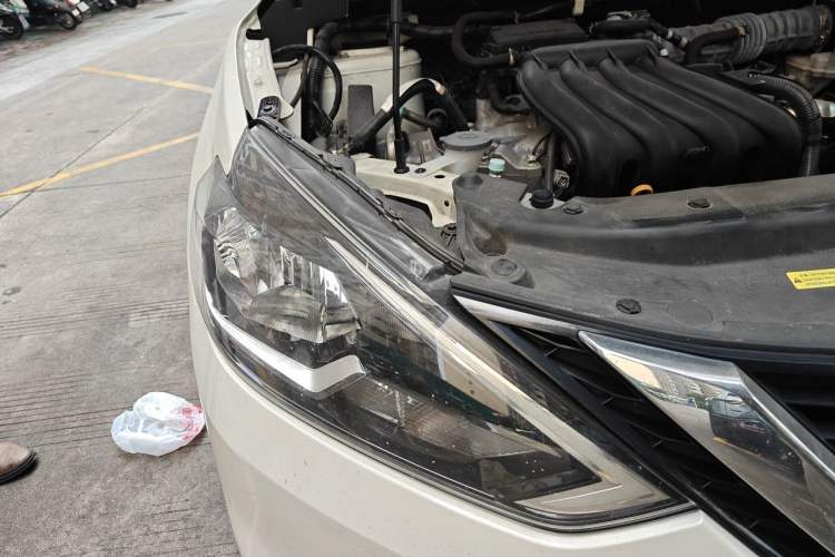 Used Nissan Sylphy 2022 Classic 1.6XE CVT Comfort Edition Right Front Headlight