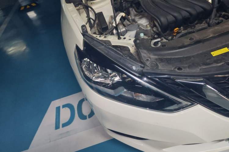 Used Nissan Sylphy 2022 Classic 1.6XE CVT Comfort Edition Right Front Headlight