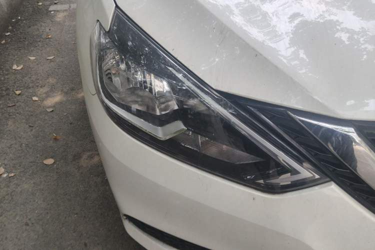 Used Nissan Sylphy 2022 Classic 1.6XE CVT Comfort Edition Right Front Headlight
