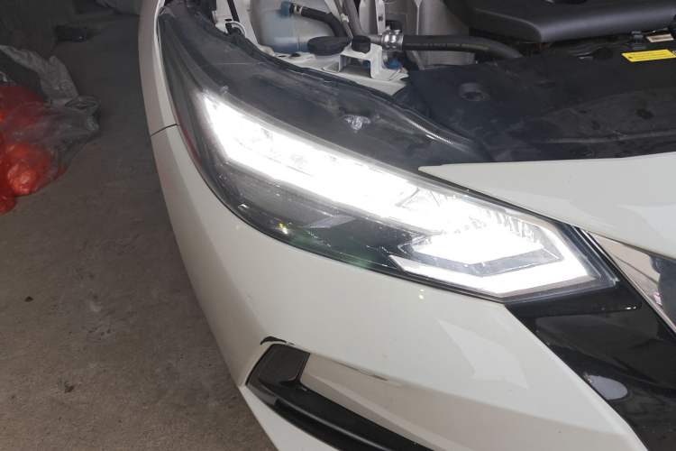 Used Nissan Sylphy 2022 1.6L XL CVT Enjoyment Edition Right Front Headlight