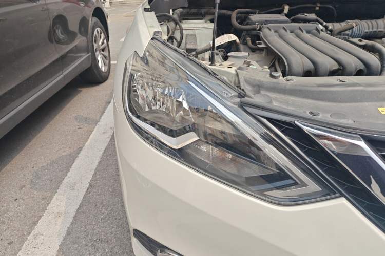 Used Nissan Sylphy 2022 Classic 1.6XL CVT Luxury Edition Right Front Headlight