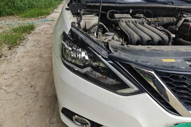 Used Nissan Sylphy 2022 Revised Version Classic 1.6XL CVT Luxury Edition Right Front Headlight