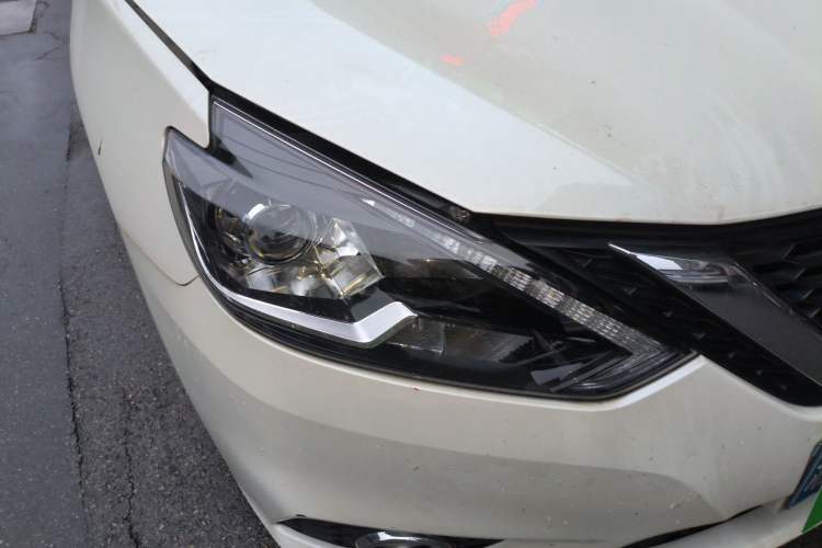 Used Nissan Sylphy 2022 Classic 1.6XE CVT Comfort Edition Right Front Headlight