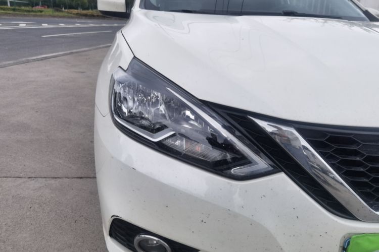 Used Nissan Sylphy 2022 Revised Version Classic 1.6XL CVT Luxury Edition Right Front Headlight