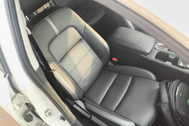 Used Nissan Sylphy 2022 1.6L XL CVT Enjoyment Edition Right Front Seat