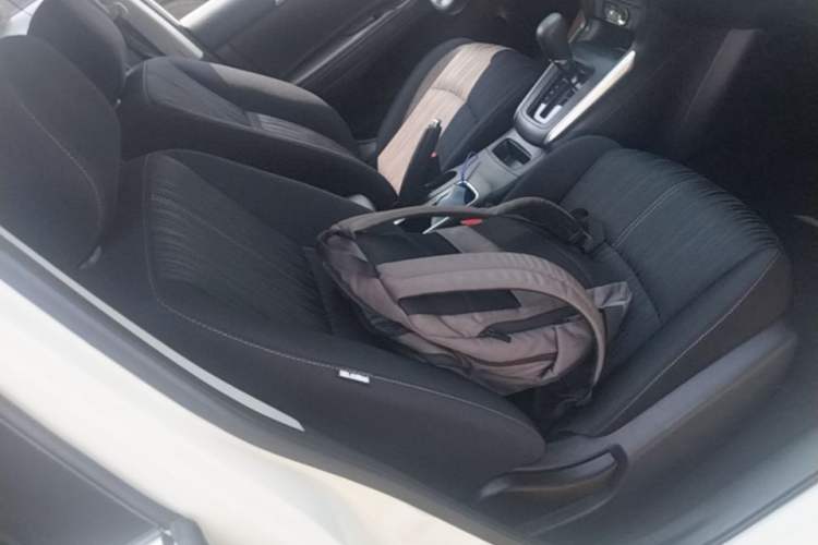 Used Nissan Sylphy 2022 Classic 1.6XE CVT Comfort Edition Right Front Seat