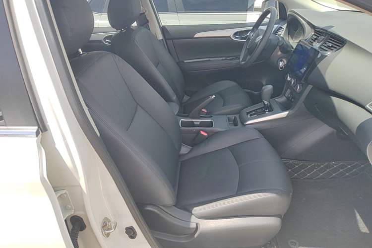 Used Nissan Sylphy 2022 Classic 1.6XE CVT Comfort Edition Right Front Seat